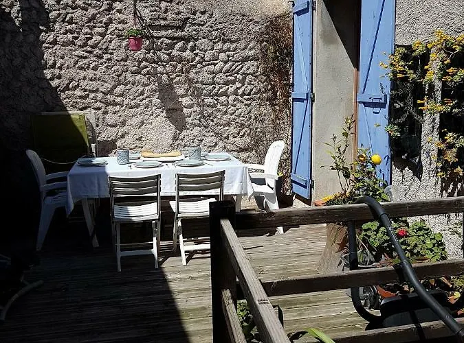 Guest house Guesthouse *