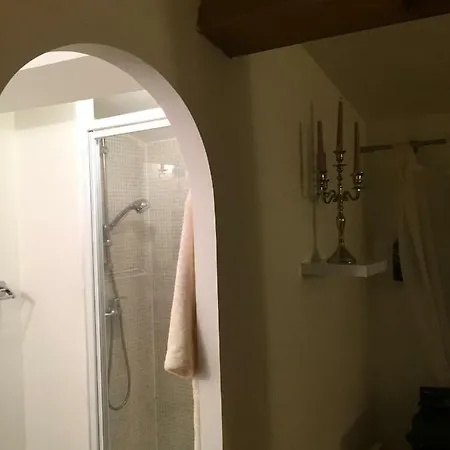 Pensjonat Guesthouse *